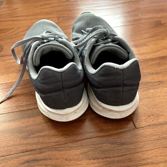 Nike Gray with White Downshifter 8 Running Sneakers Size 9.5 - Picture 5 of 8